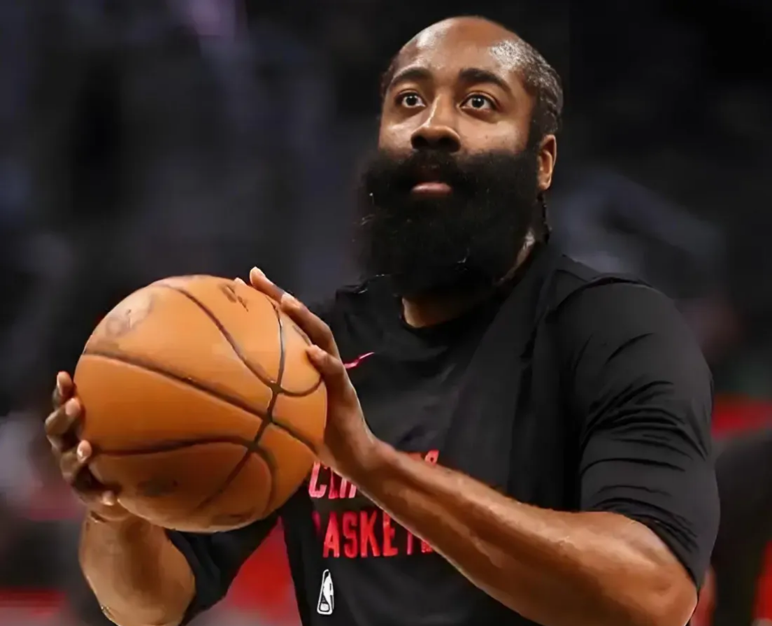 开云体育-Ming迎来十二赛季出色发挥，SKT观众热烈欢呼！气势如虹延续-开云体育